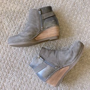 dansko shirley bootie